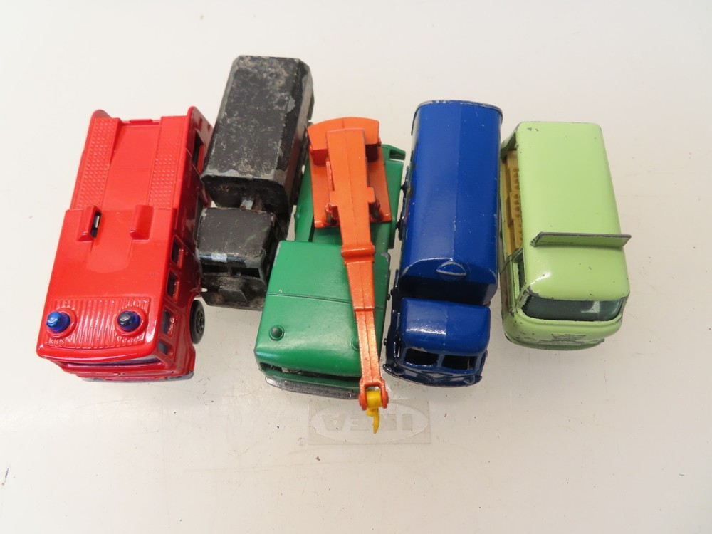 Matchbox 5 early diecast models unboxed ..*