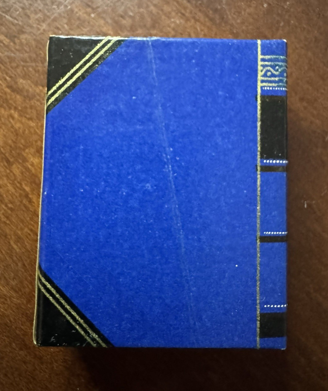 Vintage ~ Dennison's ~ Mini Book Paper Clip Box w/Paper Clips ~ 2 1/4" x 1 3/4"