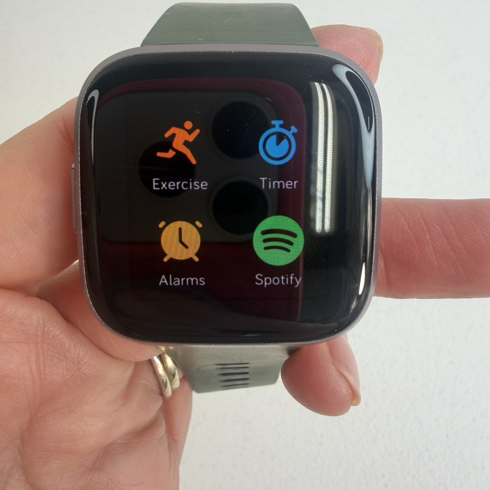Fitbit Versa 2 Activity Tracker Copper Smart Watch FB507 Silver Green NO CHARGER