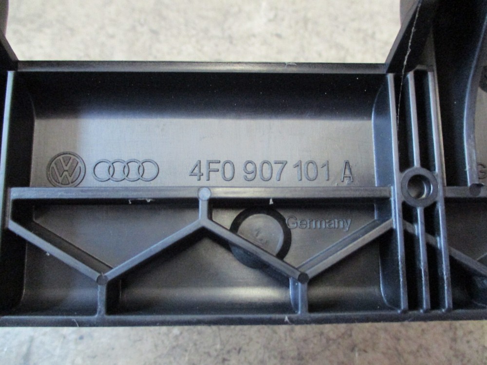 Bracket CD changer navigation Audi A4 B8 A6 4F 4F0907101A holder