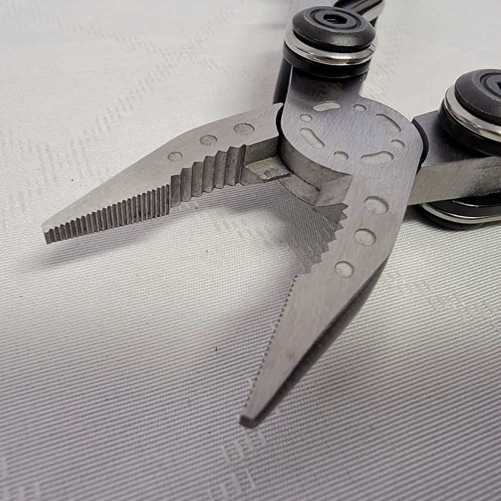 JAKEMY JM-PJ1010 Multi-Tool w/ case