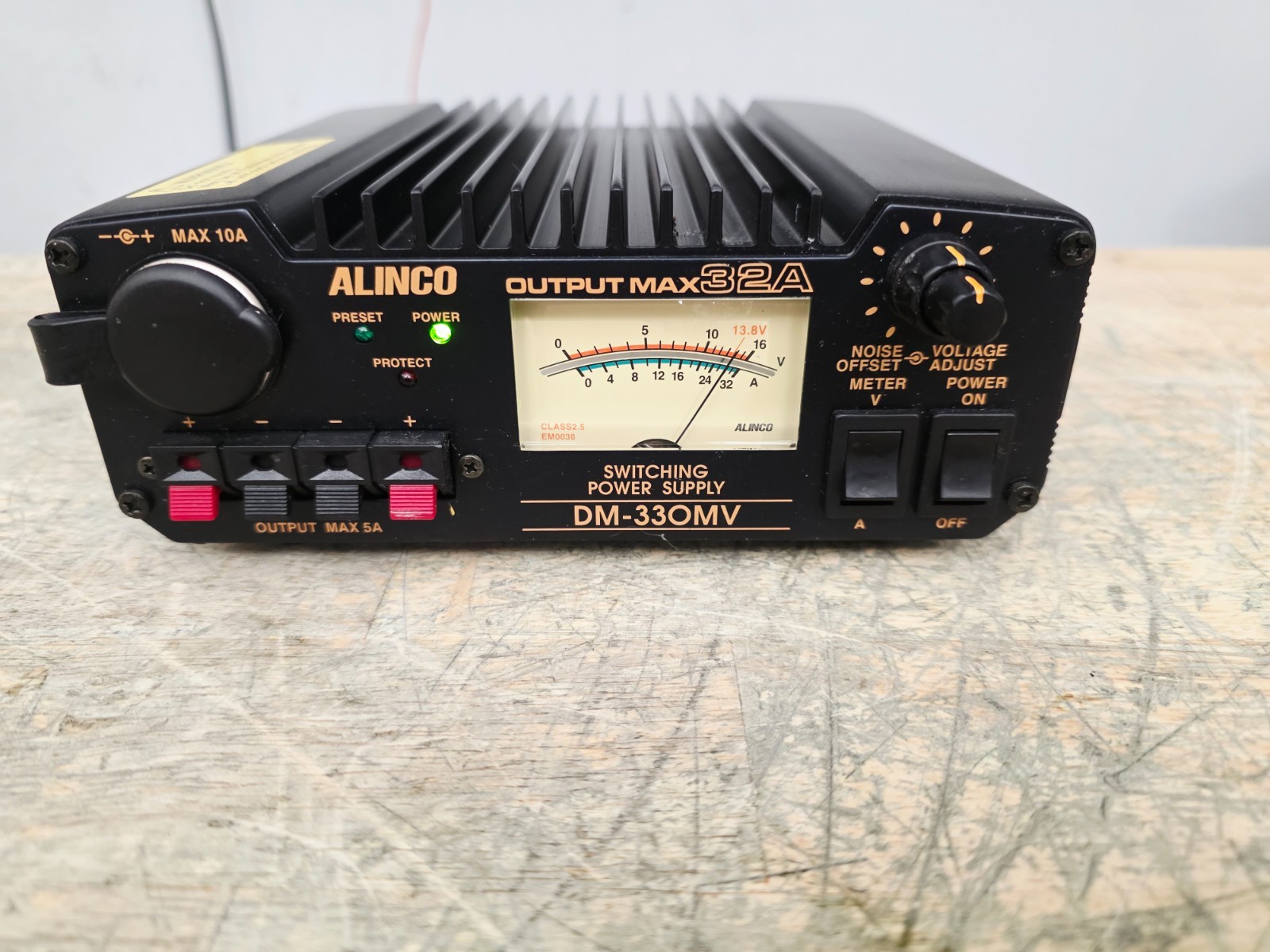 Alinco DM-330MV Power Supply 12V 30 Amp C MY OTHER HAM RADIO iCOM Kenwood Drake