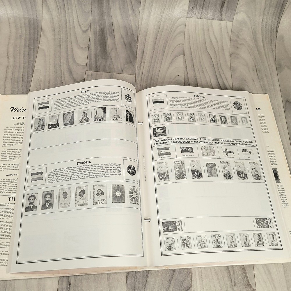 H. E. Harris Traveler World-Wide Stamp Album Binder 1983 Unused