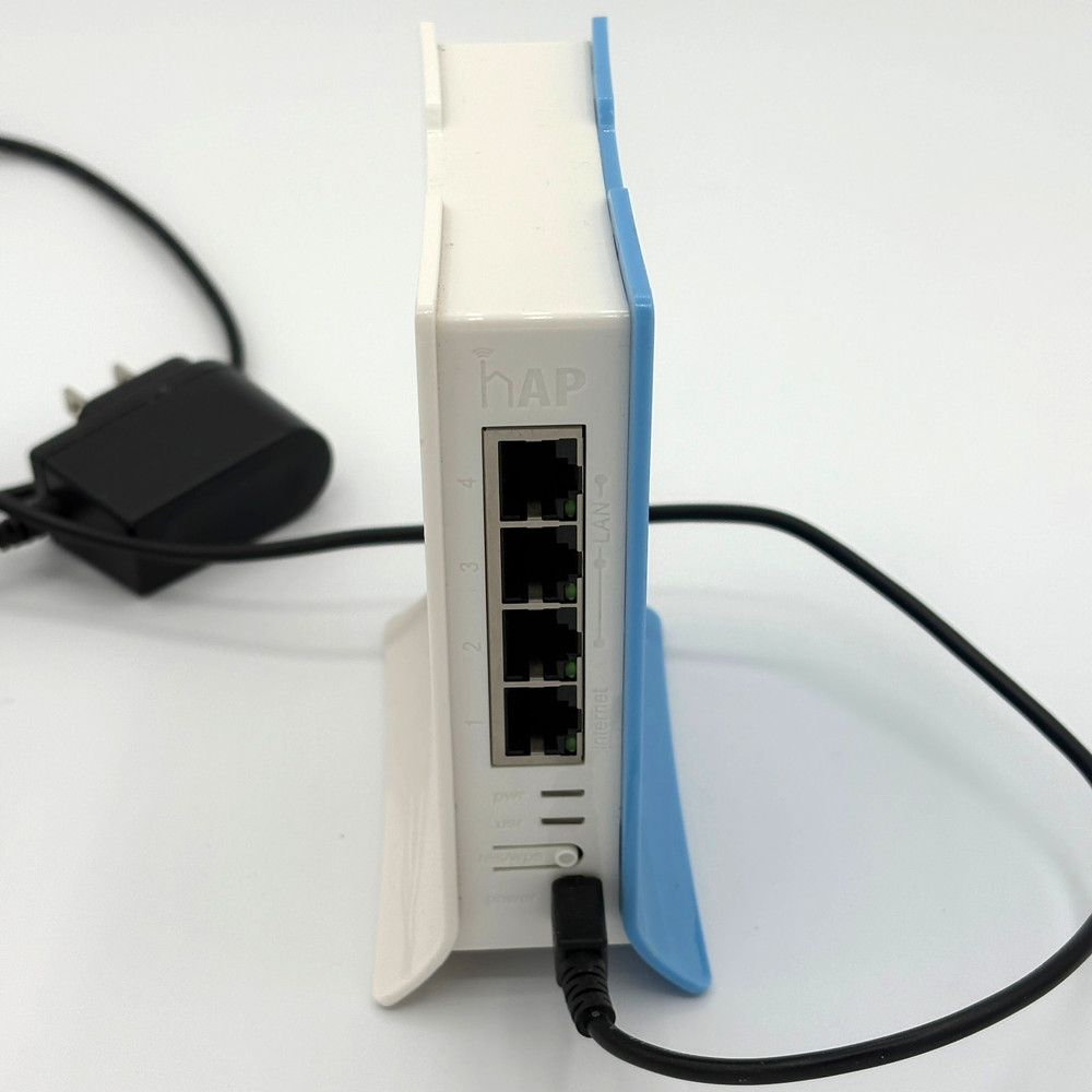 MikroTik hAP lite Access Point Router