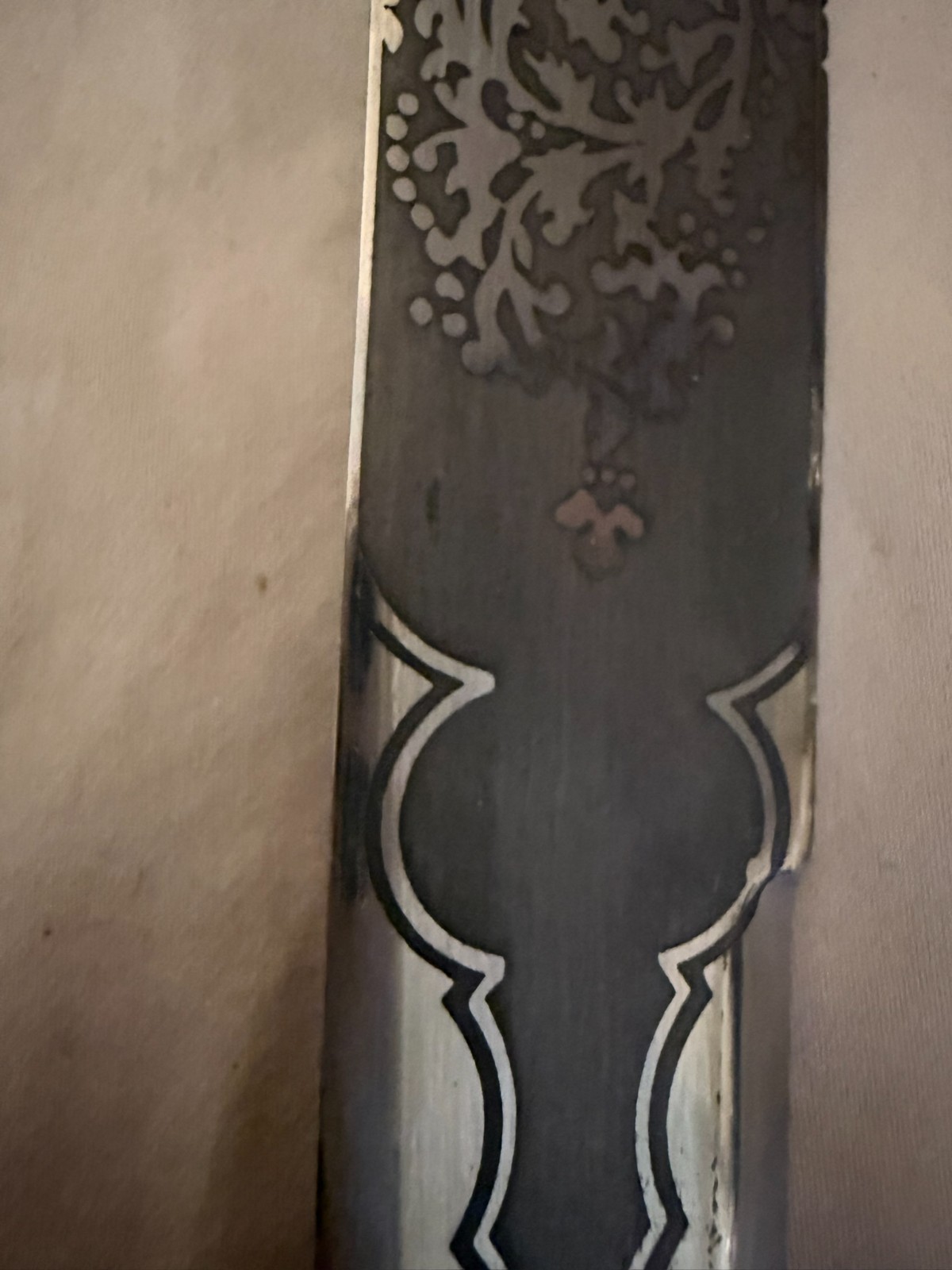 Windlass Steelcraft Dagger w/ scabbard, with etched blade