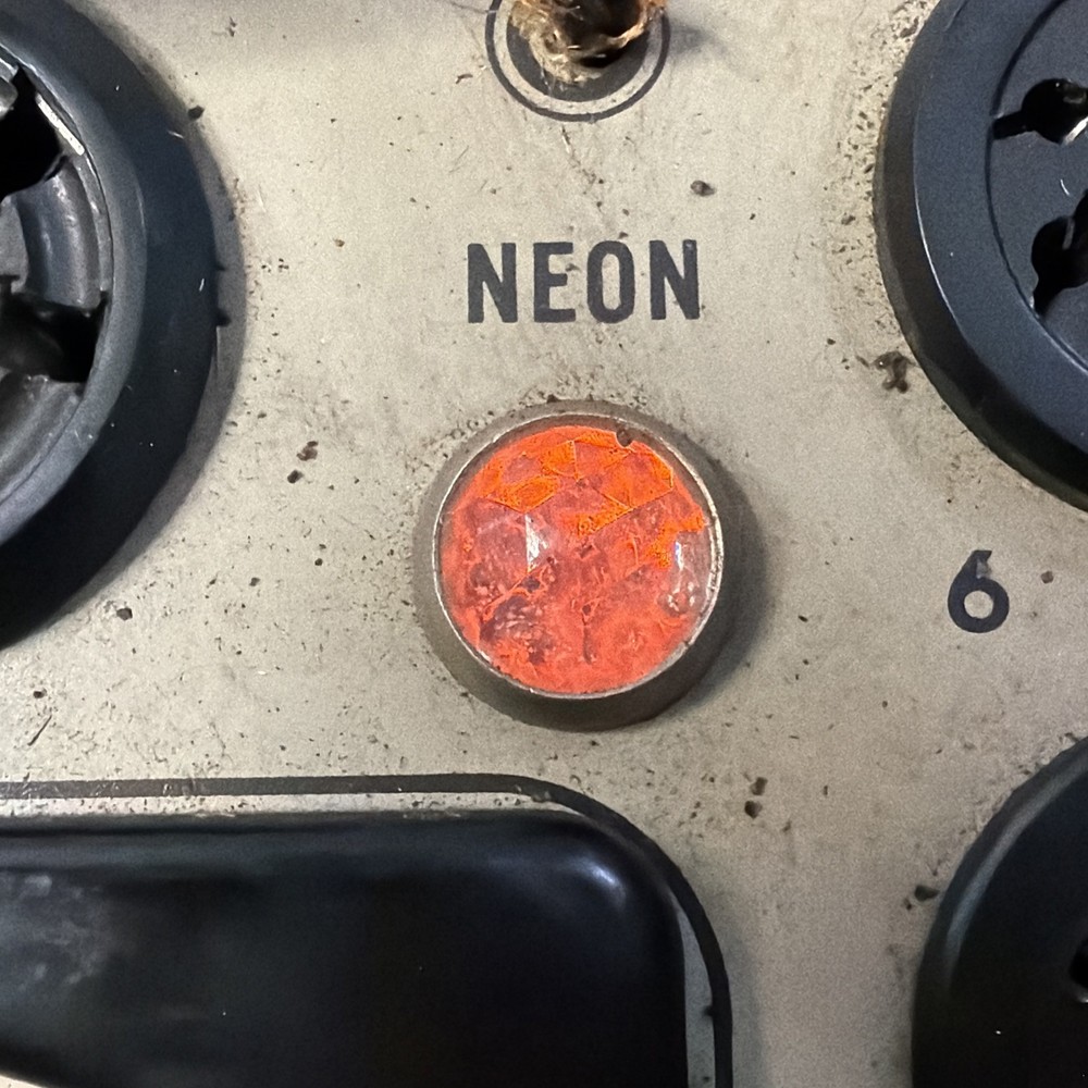 Superior Instruments tube tester model 1240 , used