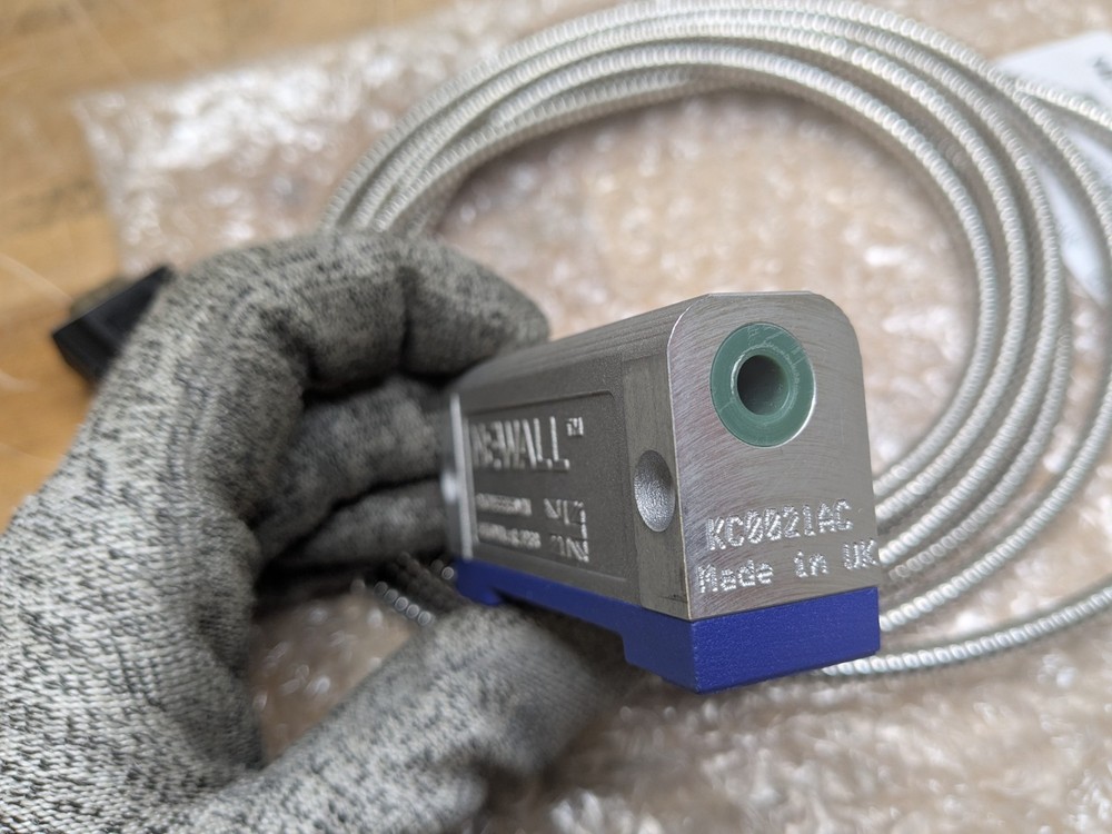 Newall Microsyn Serial 5 DRO Encoder Reader Head w/ Armored Cable ME000509D035