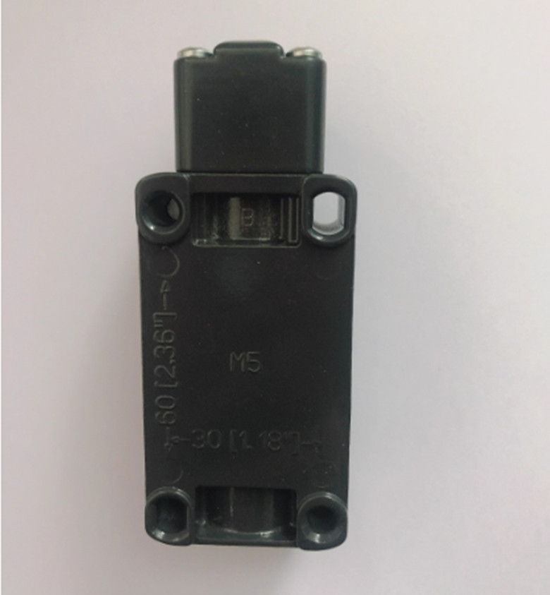 1pcs Pizzato FD 535 limit switch