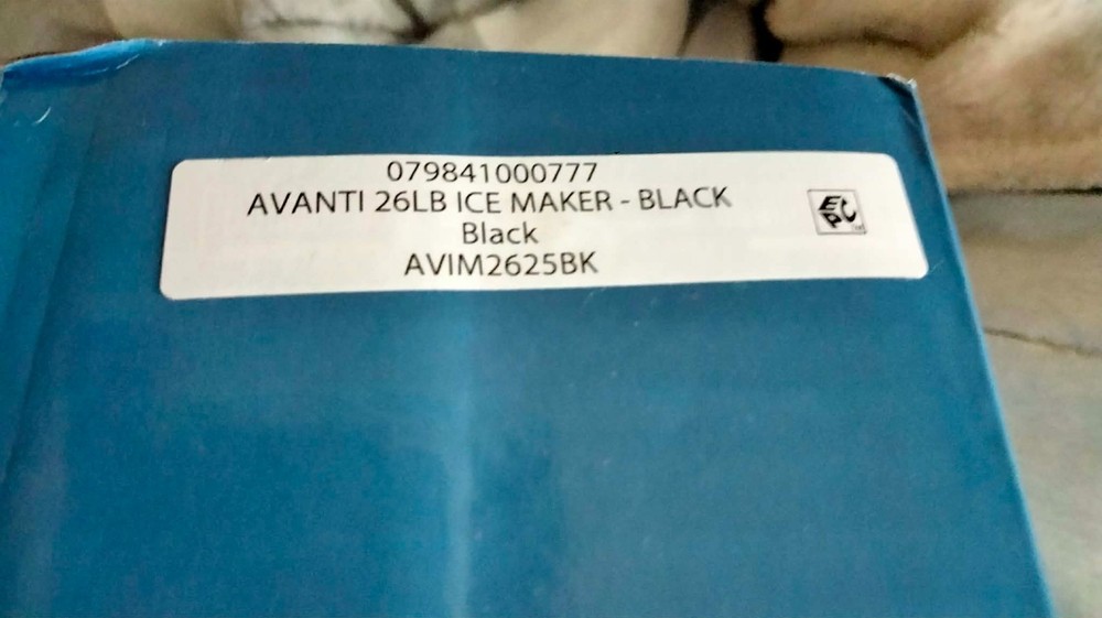 Avanti Mighty Ice ( ice Maker )