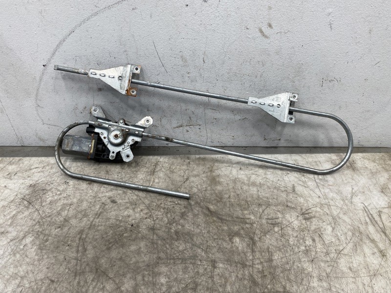 Kenworth T800 Window Regulator (621-10447)