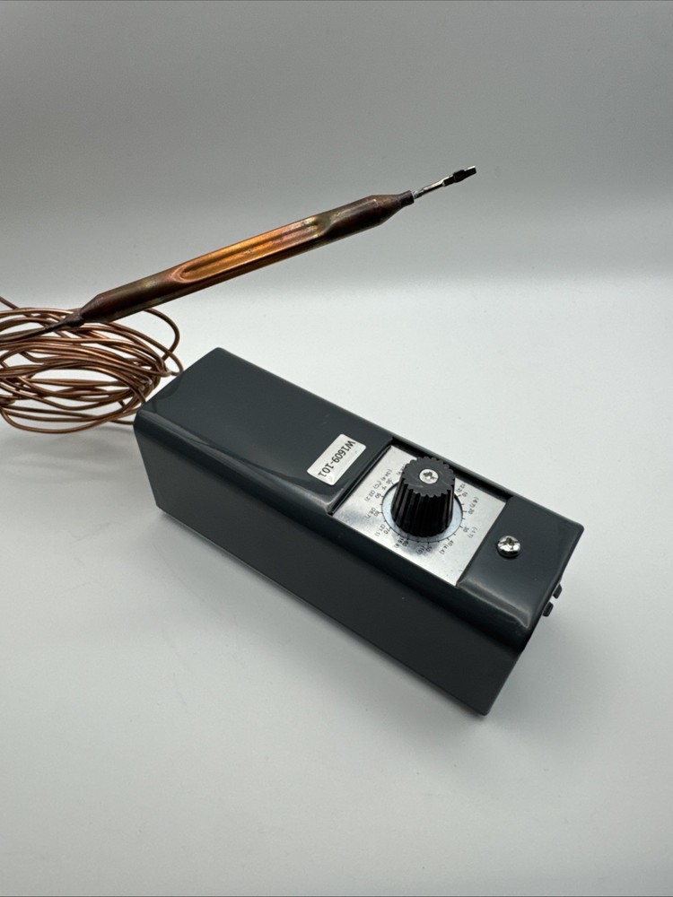 Long Term W1609-101 Refrigeration Thermostat Temperature Controller - Read