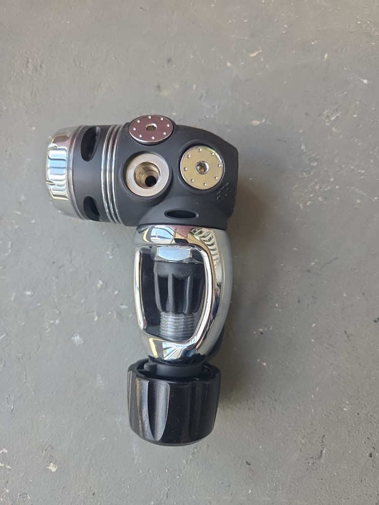 Aqualung EN250 Scuba Diving FIRST STAGE REGULATOR