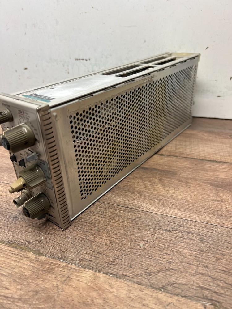 Tektronix 7A26 Dual Trace Amplifier Plug In