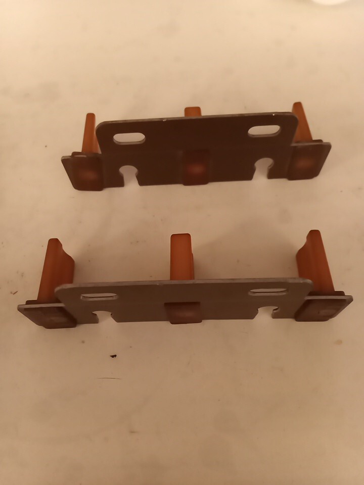 2 LE Johnson Products Bypass Door Guide Universal