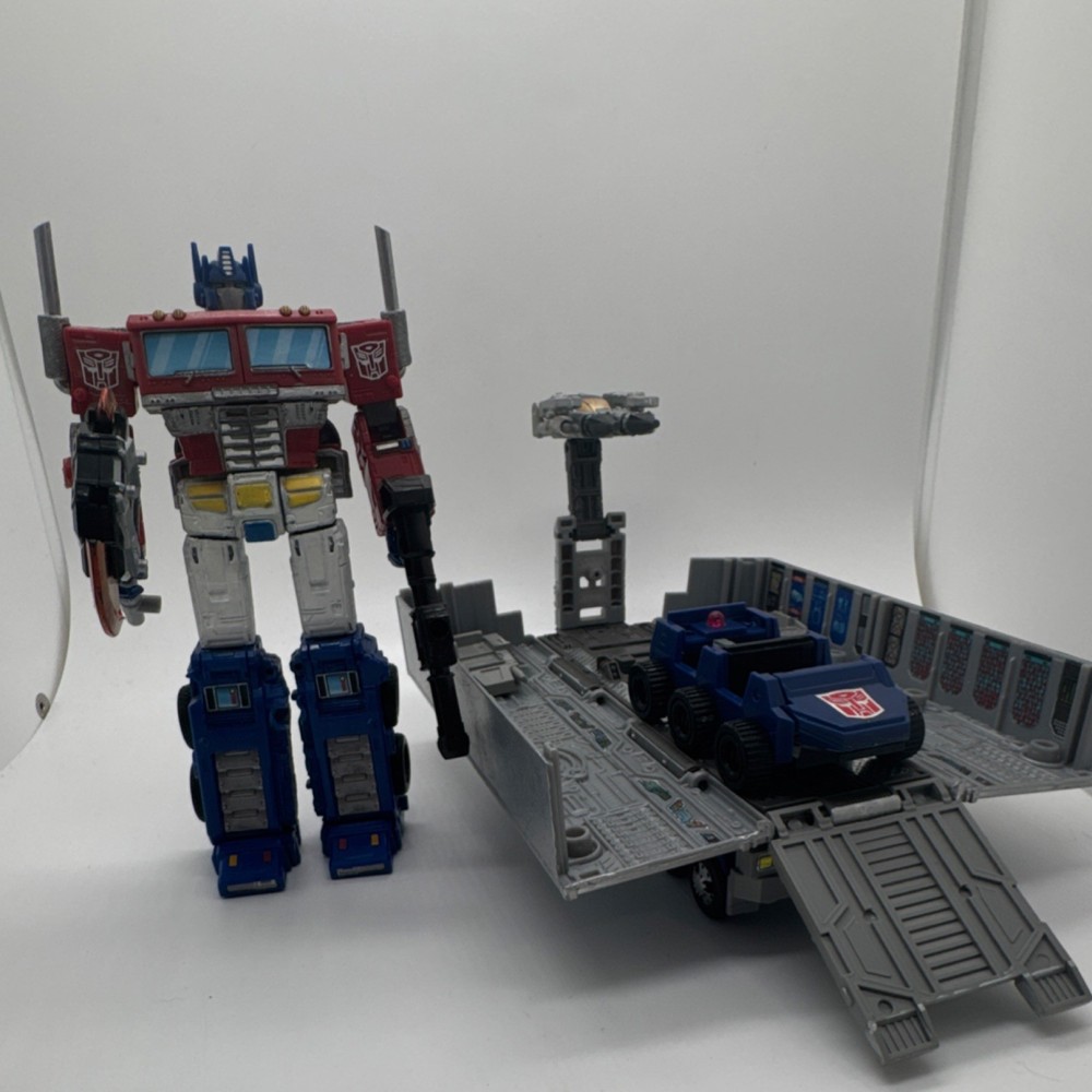 Transformers Custom Earthrise Optimus Prime