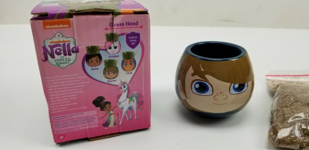 Nella Garret Grass Head