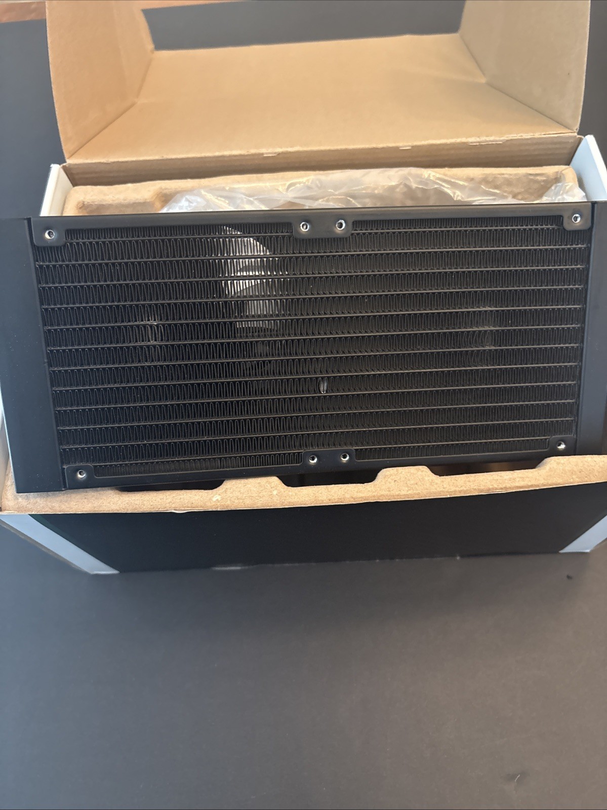 Thermalright Frozen Warframe 240 SE ARGB Black All-In-One - Do Not Know If Works