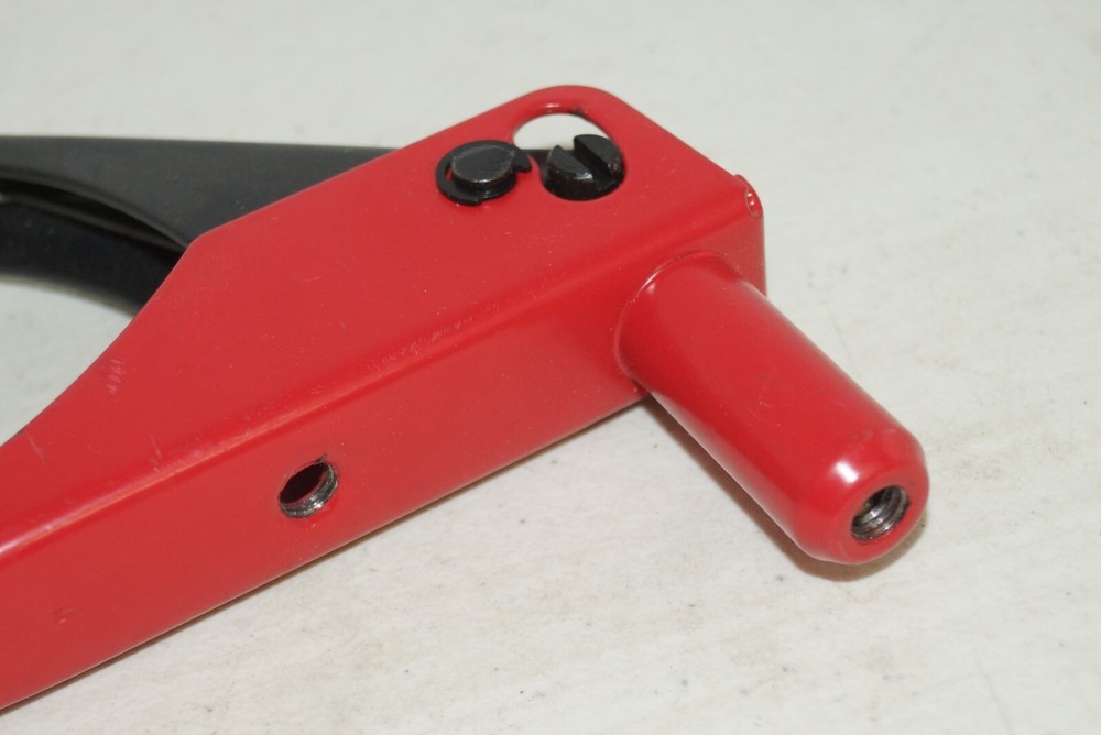 Arrow Fastener Rivet Tool RT100M