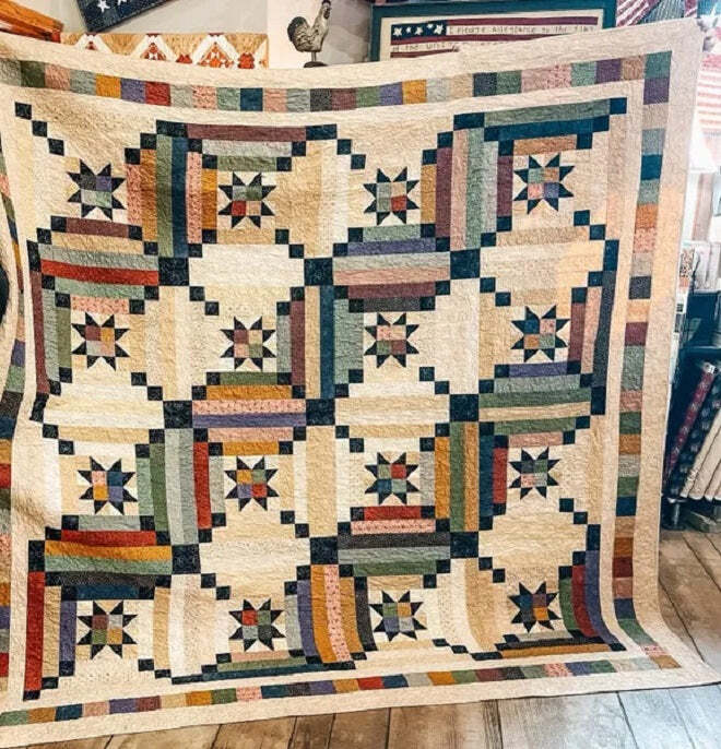 Roscoe Quilt Pattern by Emily McGlothlen Little Red Hen