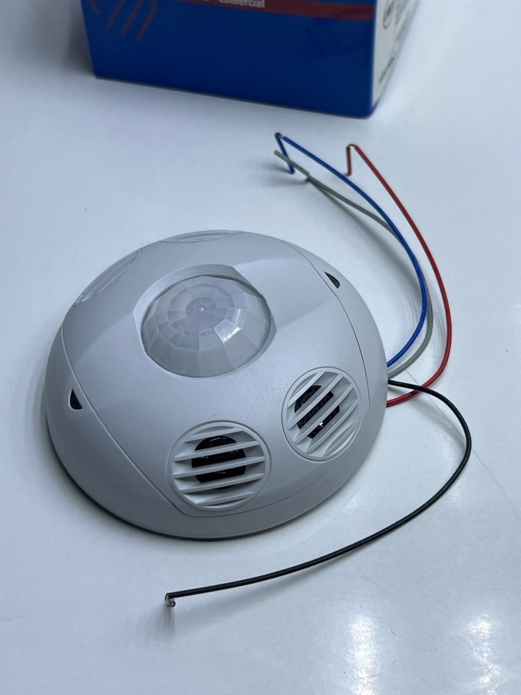 Leviton OSC20-M0W Ceiling Mount Occupancy Sensor