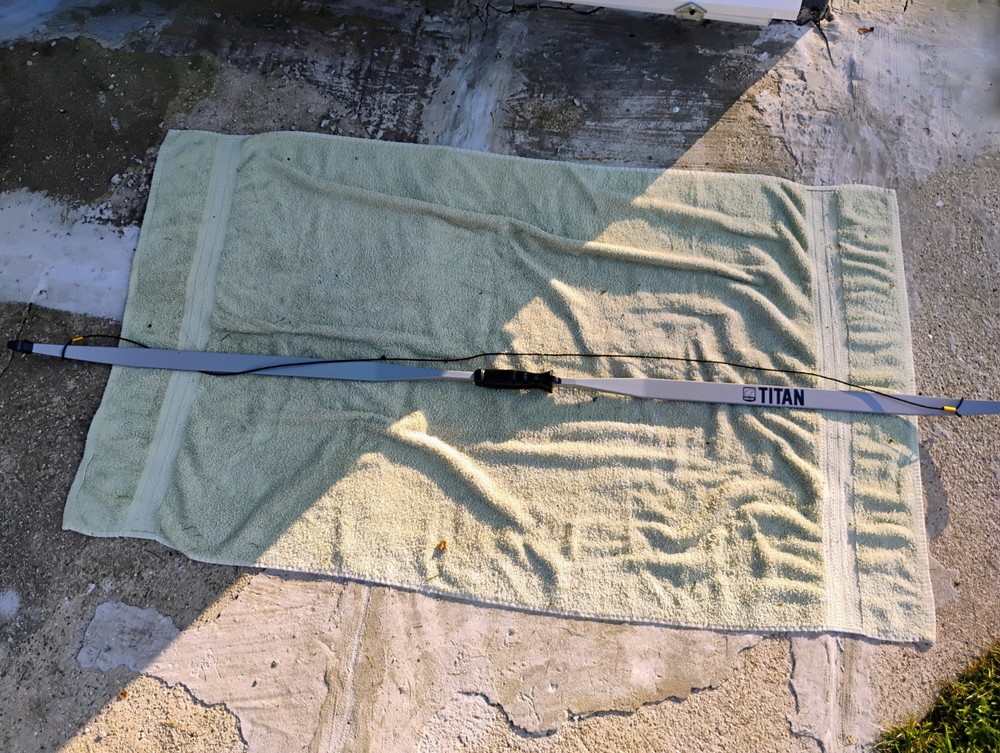 Bear Titan Recurve Bow 60"