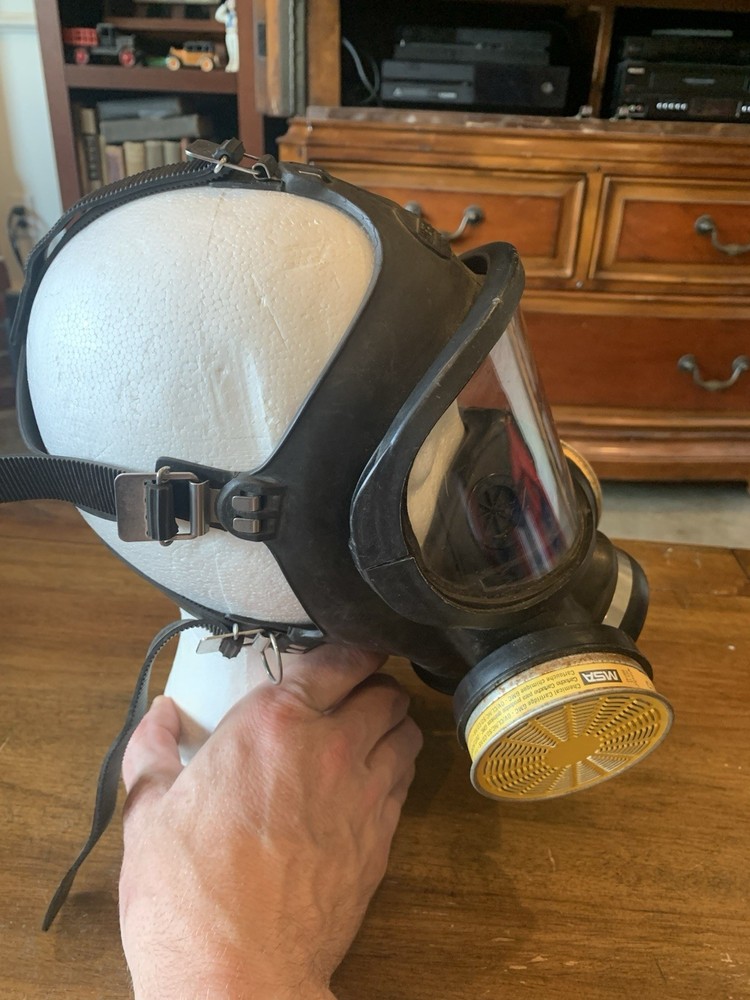 MSA M3C2 Gas Mask Size Medium