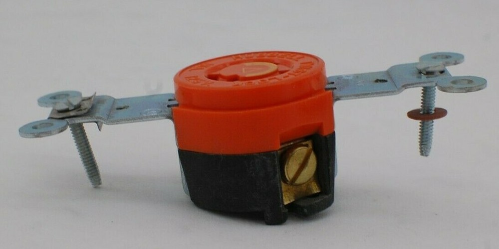 Hubbell L5-15 Orange Locking Single Receptacle