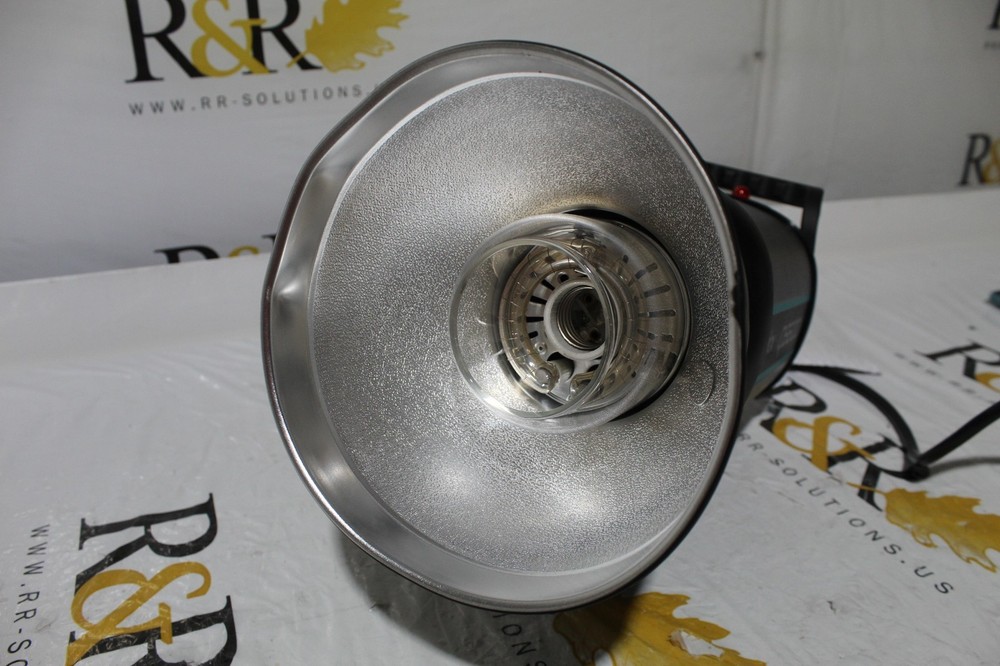 Godox Q5600ii Studio Flash ( With lamp head )