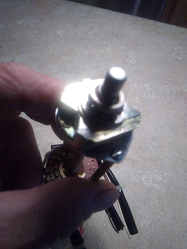 Crown IC-150 Integrated Circuit Stereo pre-amplifier Selector Control Switch