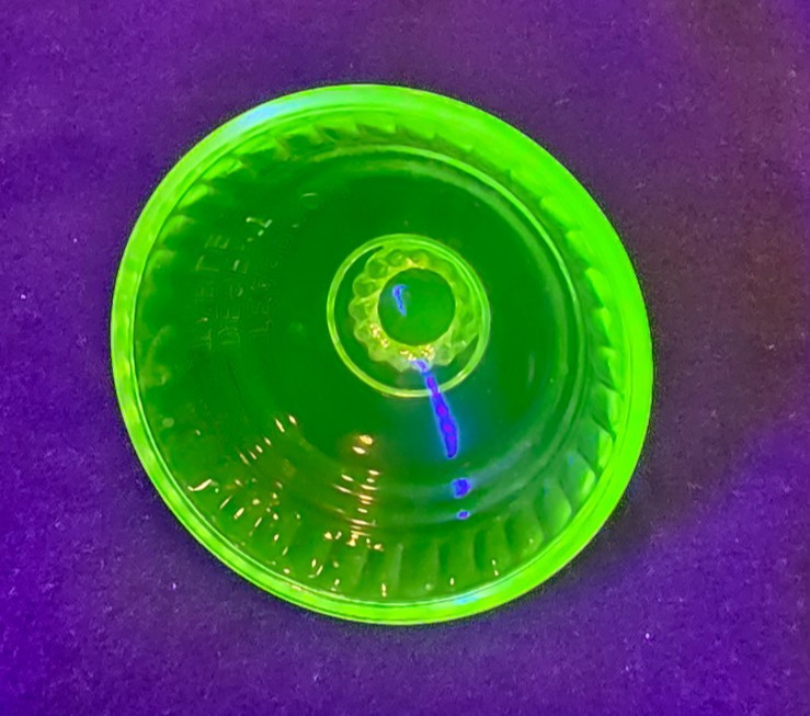 Uranium Measuring cup lid