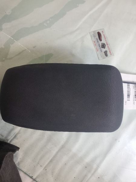 COROLLA 2017 Armrest/ front console 27849
