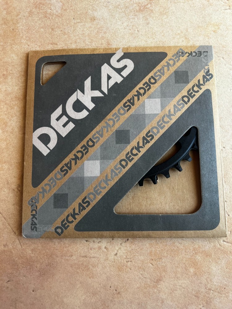 Deckas Direct Mount Chainring Oval 34T VCW-021 Shimano-compatible