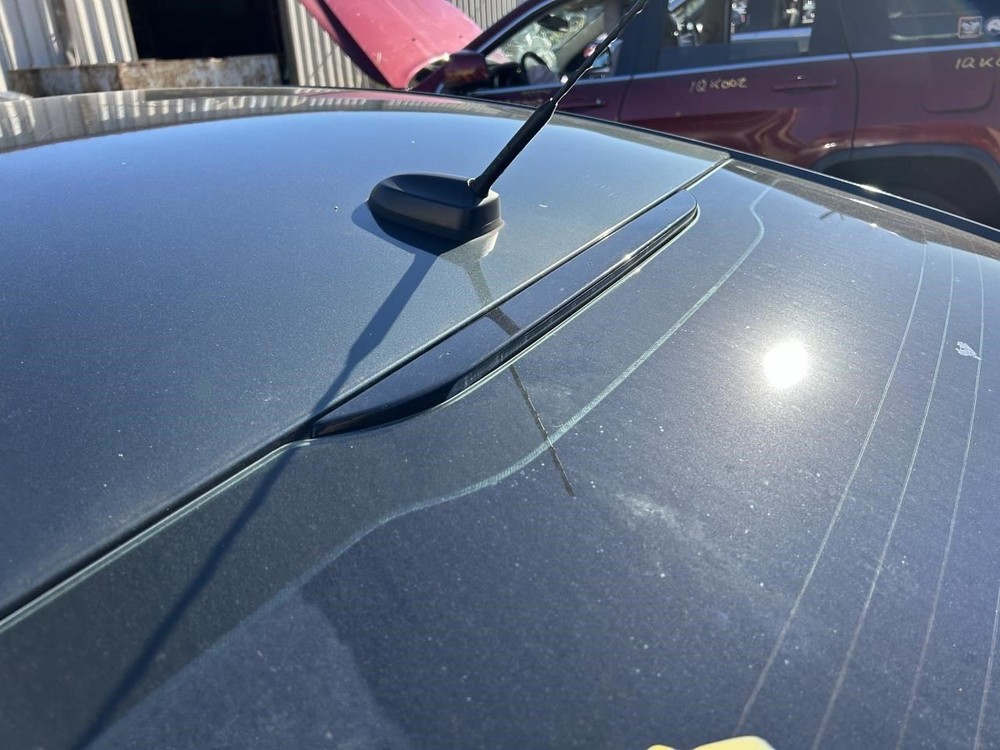 FUSION    2015 High Mounted Stop Light 104718171