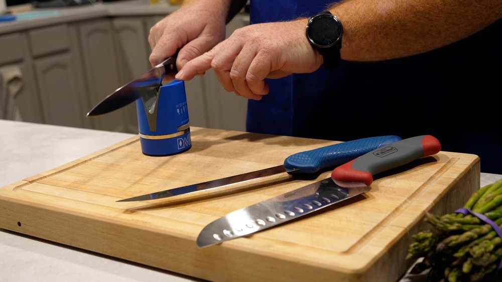 New DMT Sharp Adjust Sharpener, Sharpens at 6 Stages / Angles.