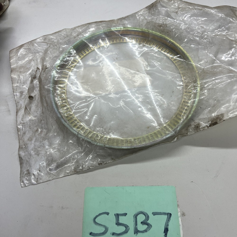 International ABS Ring 3585986C1 NOS