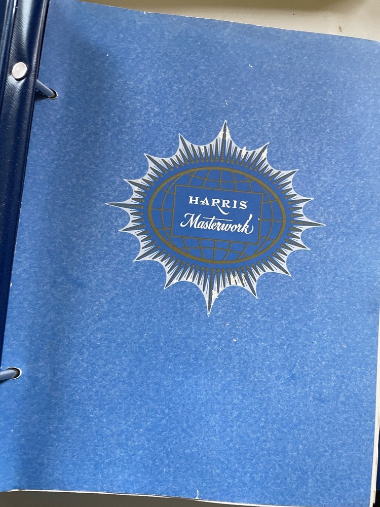 Harris Statesman Deluxe Album-For Postage Stamps of the World