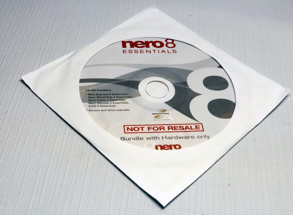 Nero 8 Essentials CD DVD Burning & Media Conversion Software