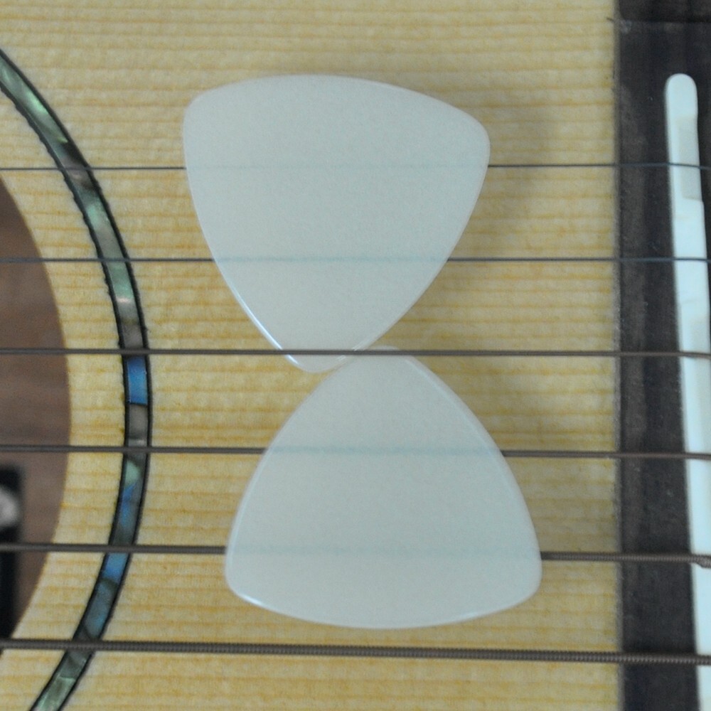 100pcs HEAVY 0.96mm Big Rounded Triangle Celluloid Guitar Picks Glow In The Dark