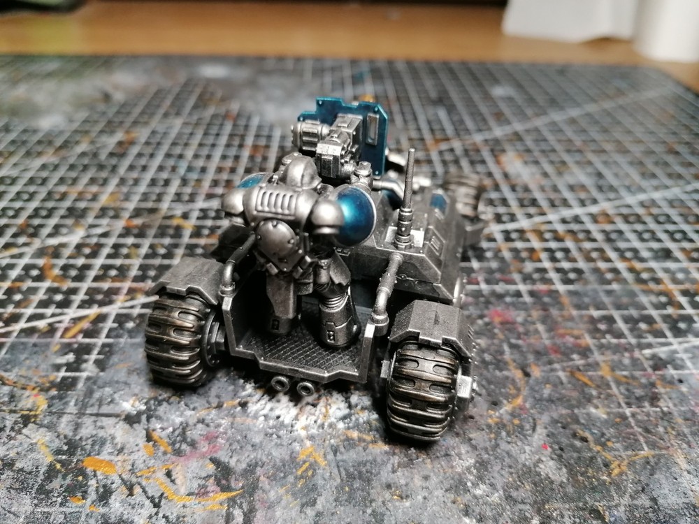 40k Space Marines ATV Invader painted