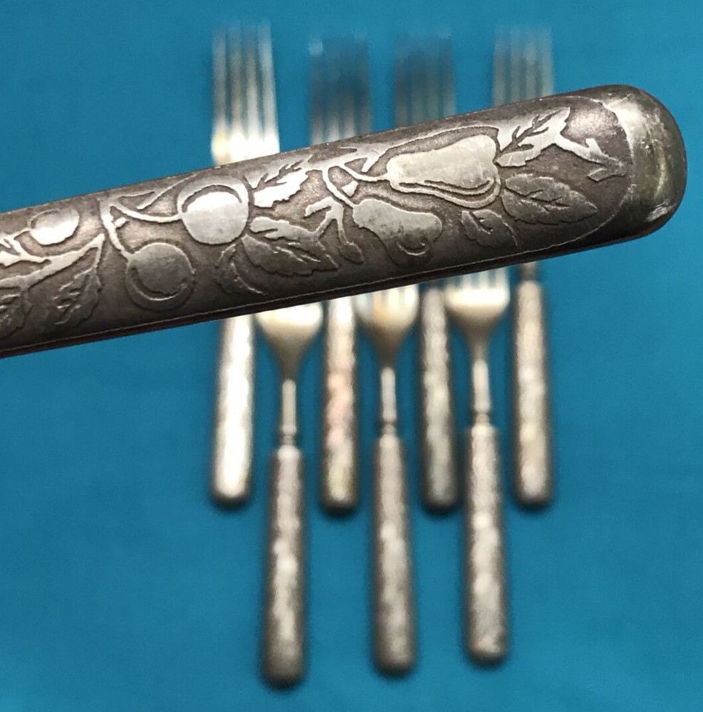 8 Pc Silverplated Solid Bolster Forks UNIDENTIFIED Pears & Cherries 1847 Rogers