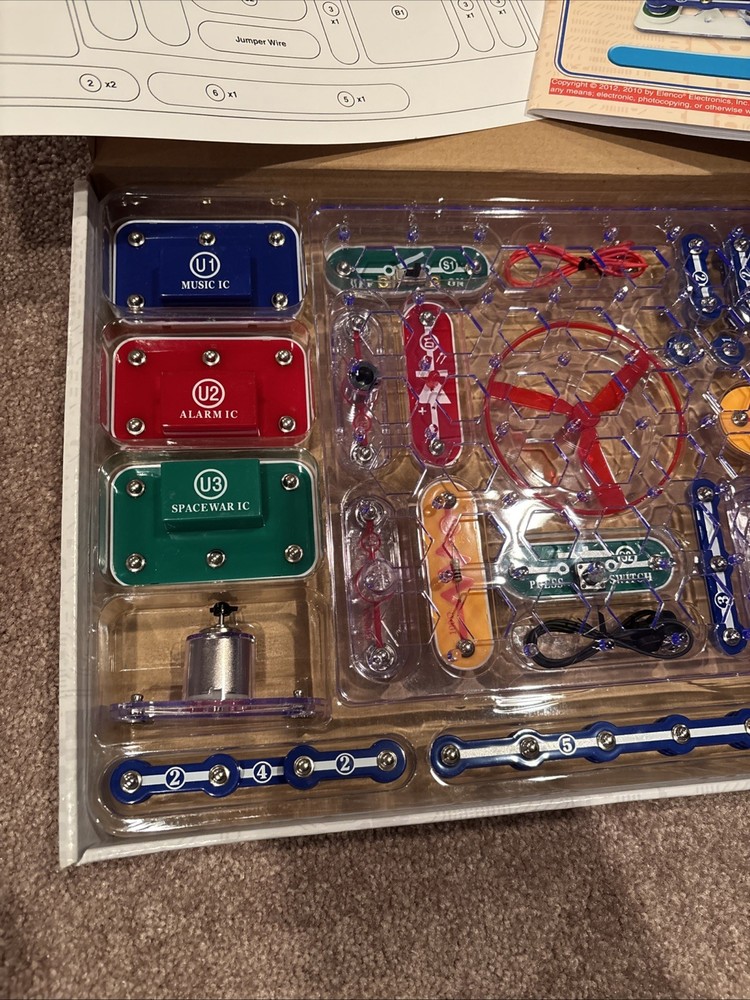 Snap Circuits Jr.SC-100 Learn Electronics Build Over 100 Projects 8+ By Elenco