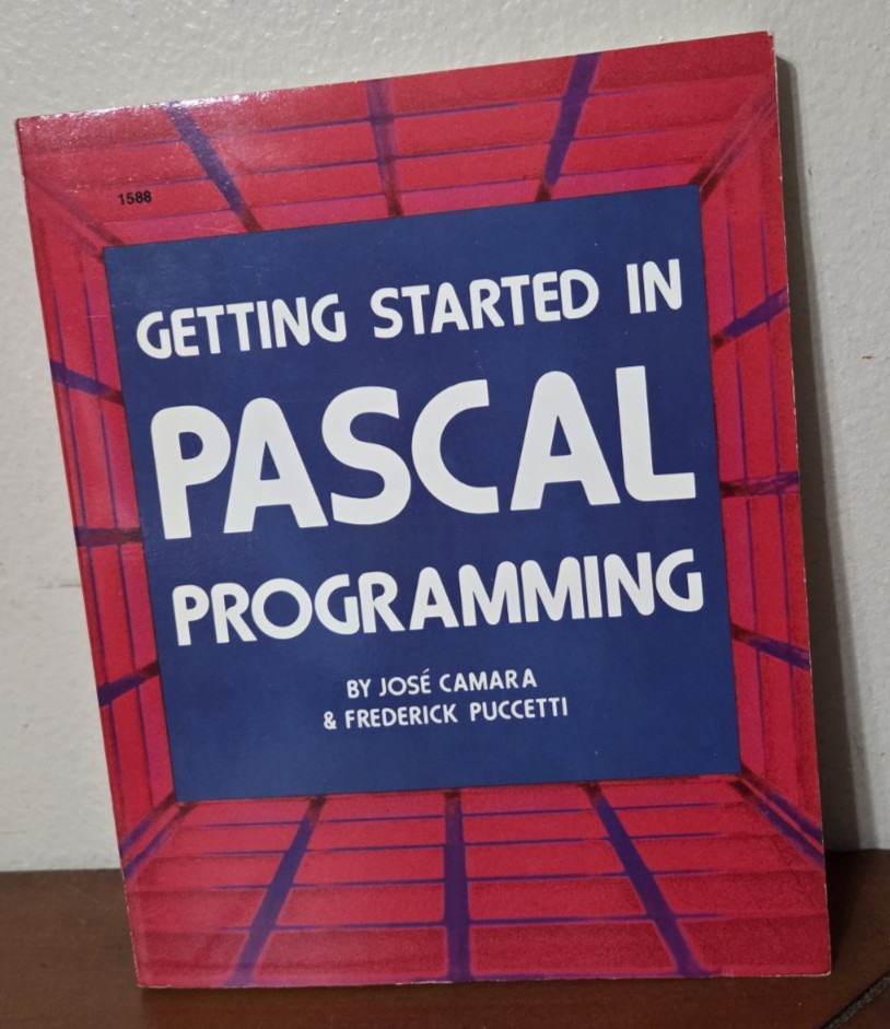 Set of 3 Vintage manuals Oxford Pascal, Pascal Programming, SpeedScript Comm. 64