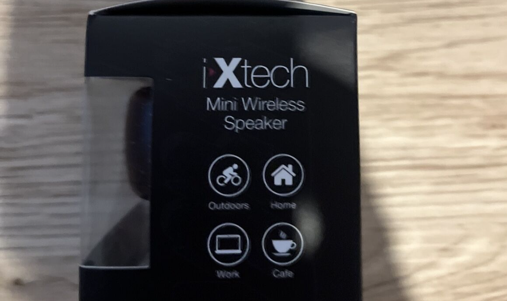 IXTECH Mini Portable Speaker w Remote Shutter Built in Mic Black