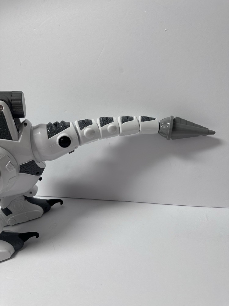 Roboraptor White Robotic Dinosaur No Remote Wowee 2005
