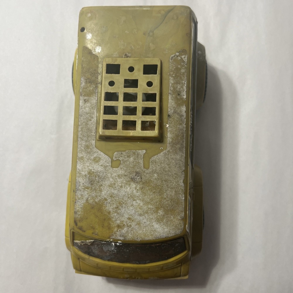 Vintage 1977 Scharper Max Machine Remote Control Van 8” long no controller