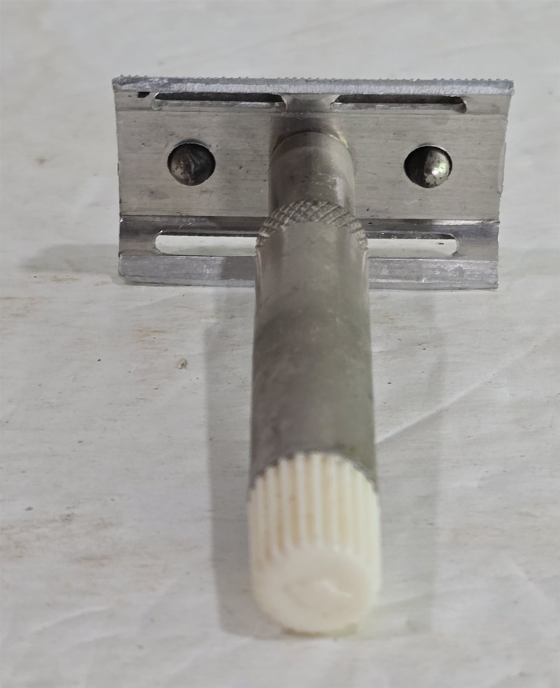 Vintage Mens Razor