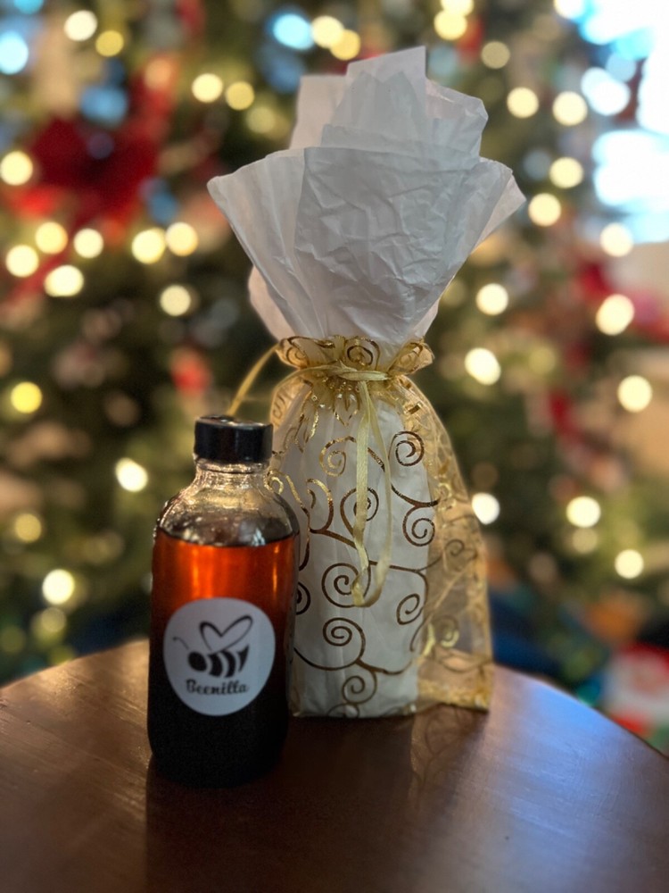 Beenilla Vanilla Extract - 2 ingredients & aged 2 years