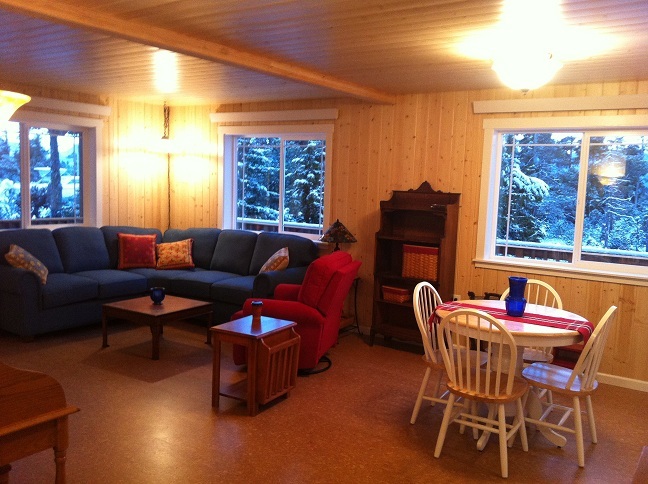 Cove Heater - Comfort Cove Electric Radiant Heater 1050W 120V 83" (7') C-10512