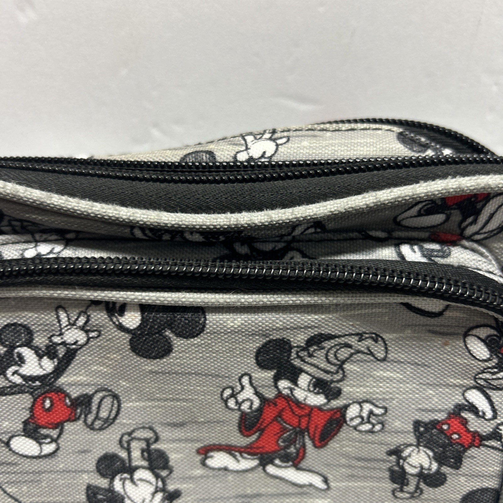 Disney World Mickey Mouse All Over Sketch Fanny Pack Shoulder Bag Disney Parks