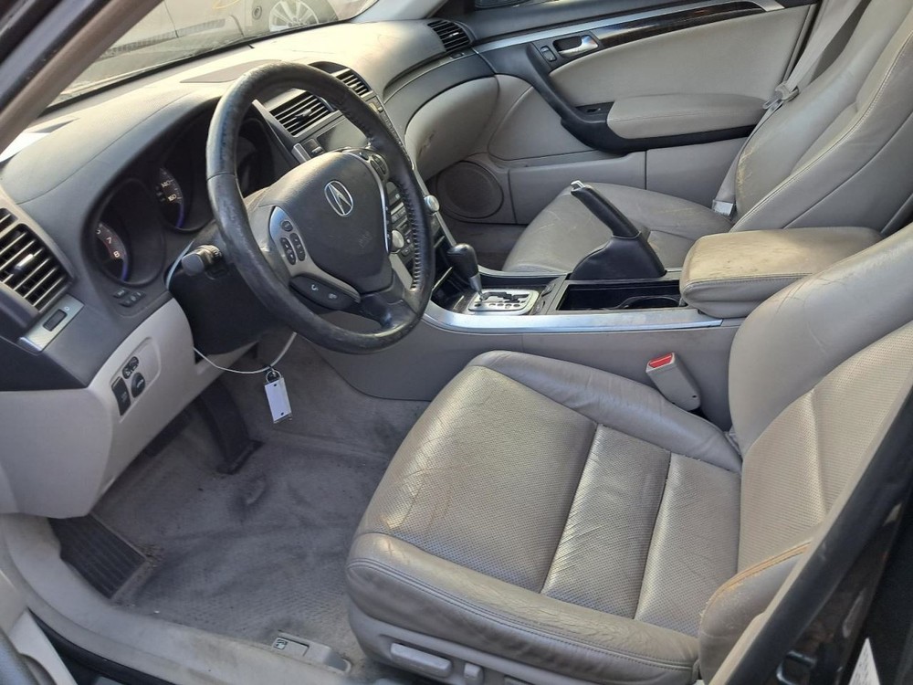 TL 2007 Glove Box 4858703